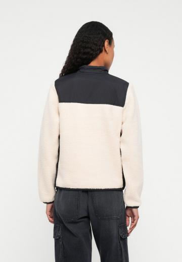 Флисовая куртка