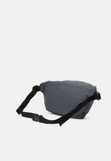 Сумка на пояс