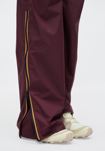 Брюки с накладными карманами