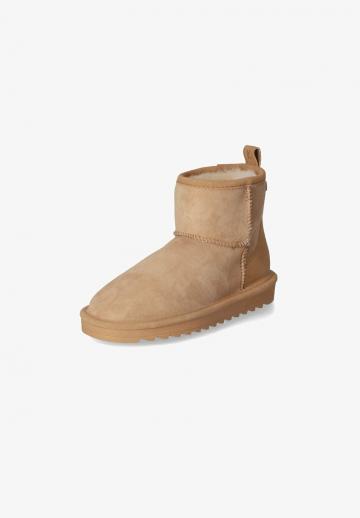 Зимние ботинки