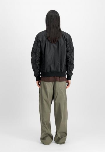 Куртка бомбер
