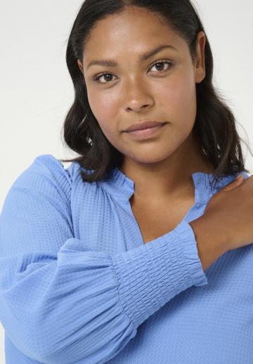 Вязаное платье