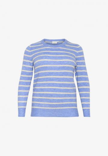 Пуловер в полоску