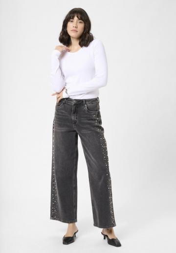 Свободные джинсы