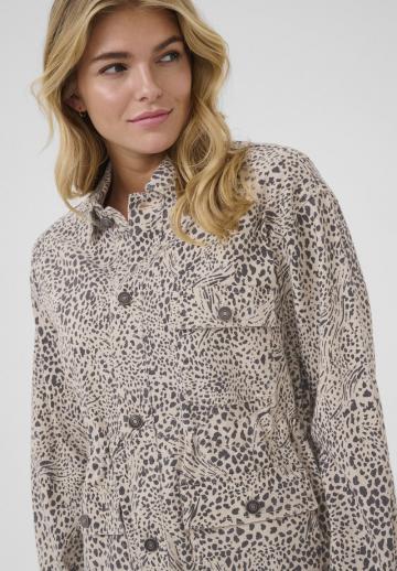 Джинсовая куртка