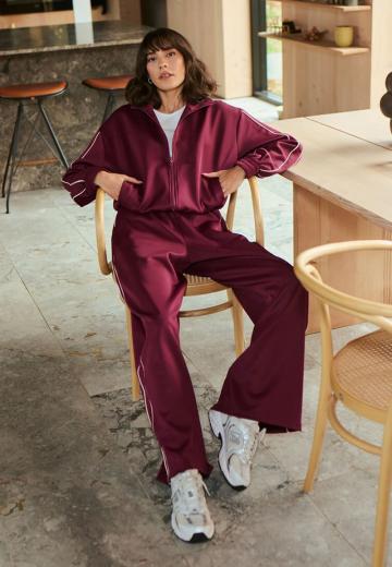 Спортивные штаны