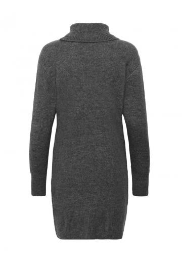 Вязаное платье