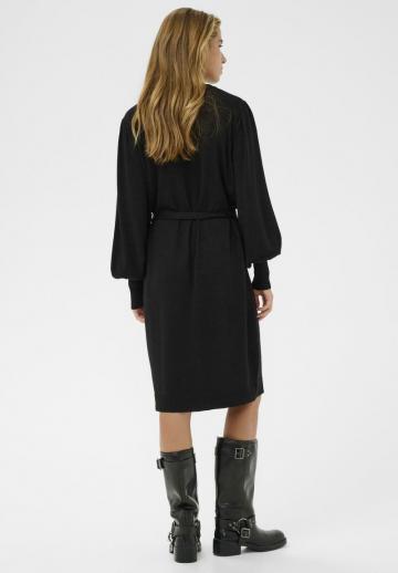 Вязаное платье