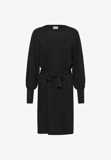 Вязаное платье