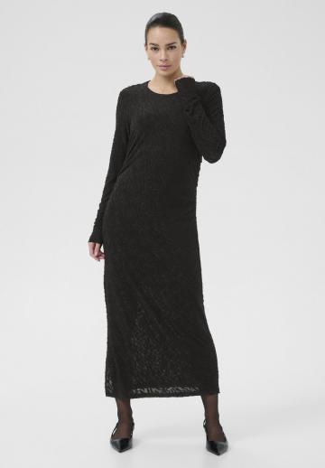 Вязаное платье