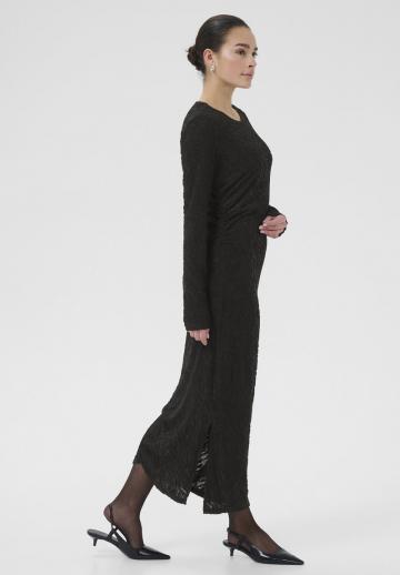 Вязаное платье