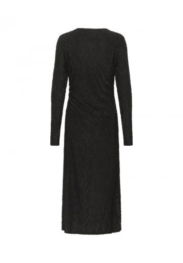 Вязаное платье