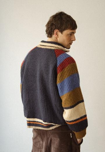 Вязаная кофта