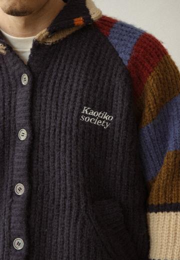 Вязаная кофта