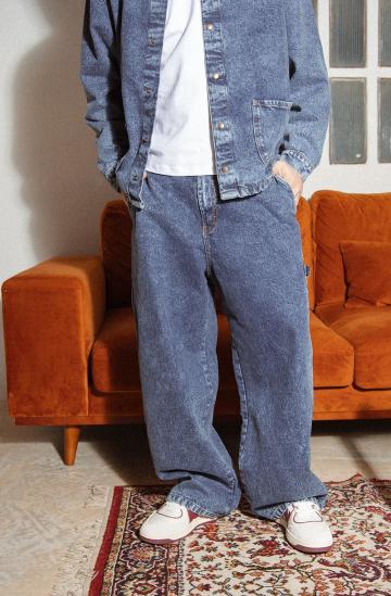 Свободные джинсы