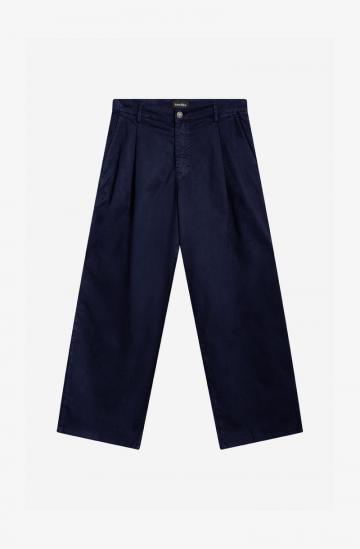 Свободные джинсы