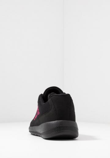 Гандбольные кроссовки