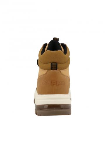 Походные ботинки