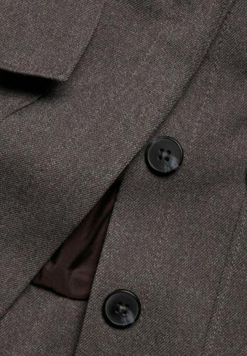 Куртка с накладнымит карманами