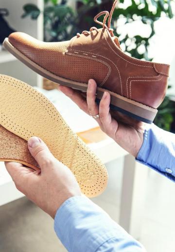 Гандбольные кроссовки