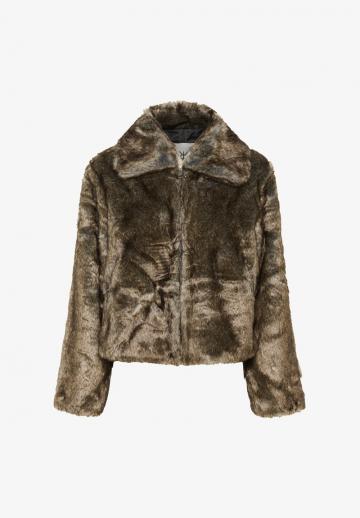 Зимняя куртка