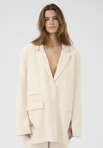 Короткое пальто