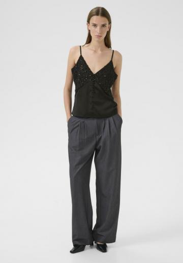 Топ на бретельках