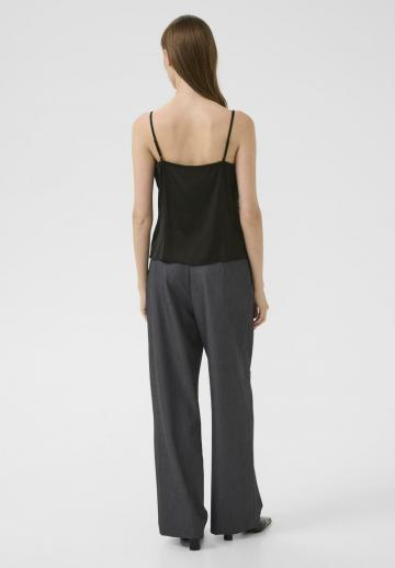 Топ на бретельках