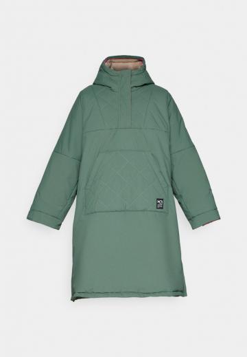 Спортивная куртка