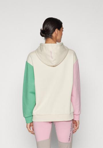 Спортивная толстовка