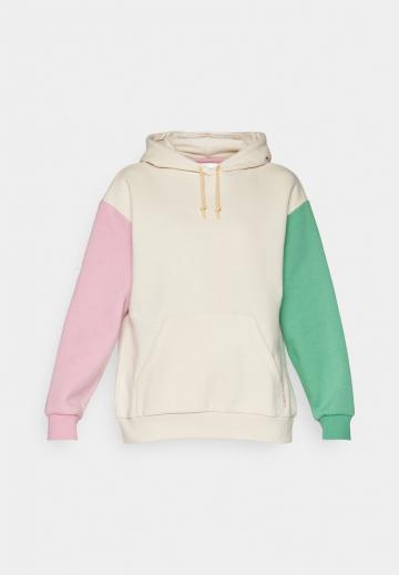 Спортивная толстовка