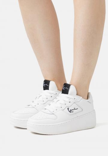 Гандбольные кроссовки