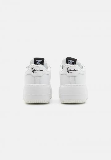 Гандбольные кроссовки