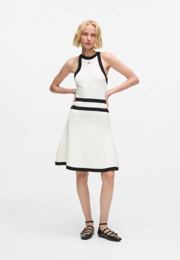 Вязаное платье