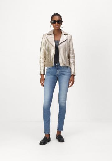 Байкерская куртка