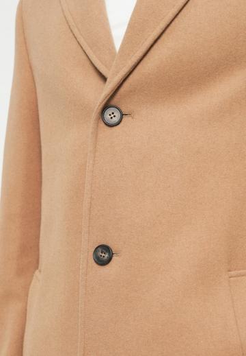 Шерстяное пальто