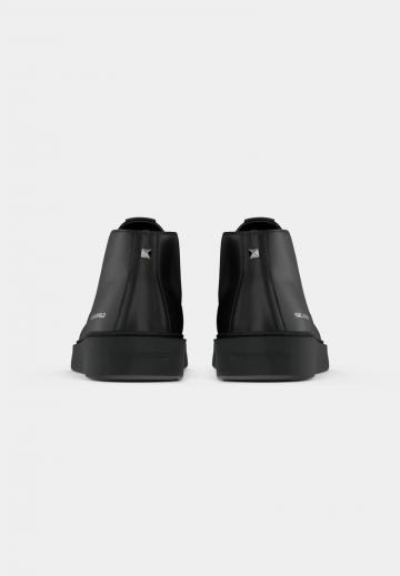 Ботинки на шнуровке