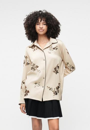 Атласная блузка