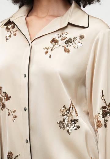 Атласная блузка