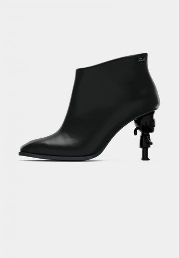 Полусапожки на высоком каблуке