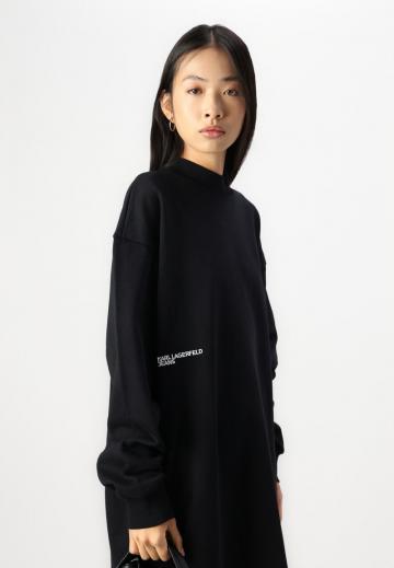 Короткое платье