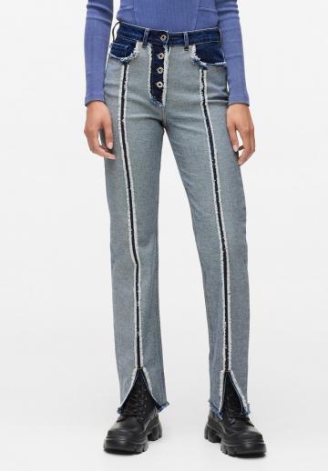 Клешеные джинсы