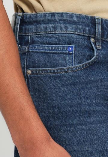 Узкие джинсы