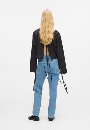 Прямые джинсы