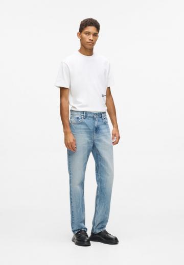 Прямые джинсы