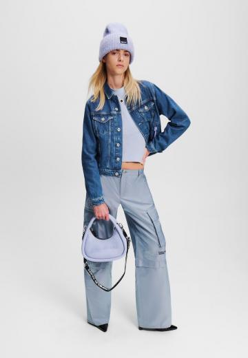 Джинсовая куртка