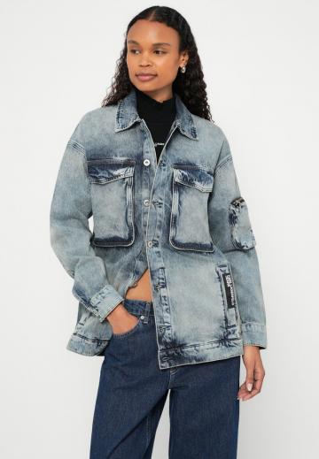 Джинсовая куртка