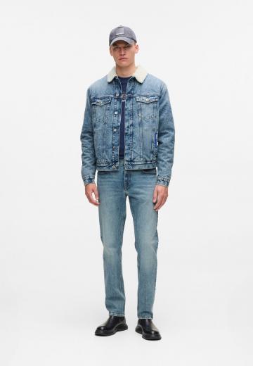 Джинсовая куртка