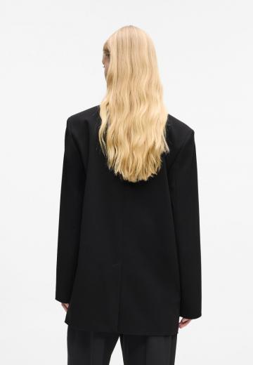 Короткое пальто