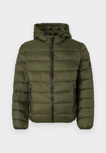 Зимняя куртка